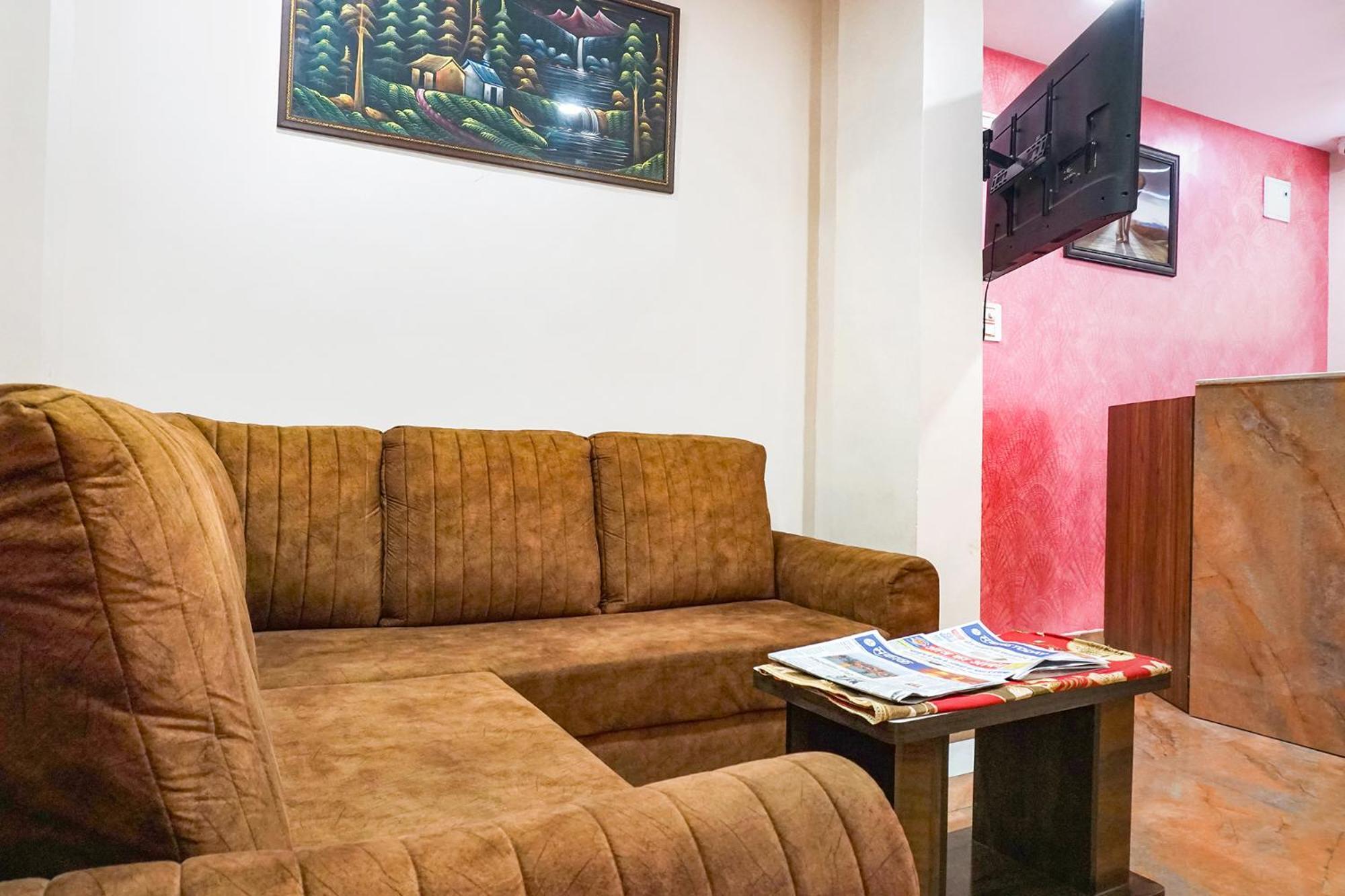 Fabhotel Rachana Residency - Nr Shivaji Nagar Metro Station プネ エクステリア 写真